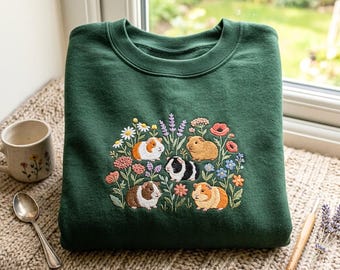 刺繍入り花柄モルモットスウェットシャツ、モルモットTシャツ、コテージコアアニマルヴィンテージフラワーTシャツ、モルモットギフト、ワイルドフラワーシャツ