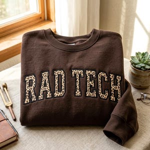 Sudadera bordada con estampado de leopardo para técnicos radiólogos, regalo para técnicos de radiología