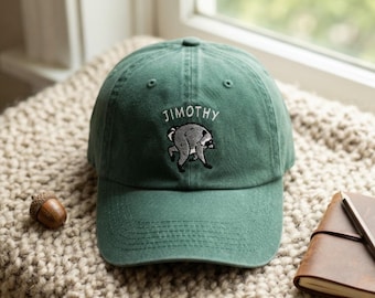 Berretto in cotone lavato con ricamo di Jimothy Raccoon, modello Seattle Short Spine Hat