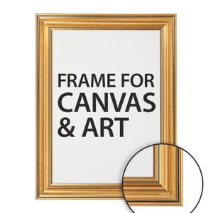 Può includere: Una cornice rettangolare dorata con interno bianco. La cornice presenta un design ornato. Il testo "FRAME FOR CANVAS & ART" è stampato in nero su sfondo bianco.