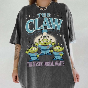 Retro Toy Story Aliens Das Klauen-Shirt, Pizza Planet Das mystische Portal erwartet, Disney Pixar Fest 2026, Disneyland Resort Familienausflug-T-Shirt