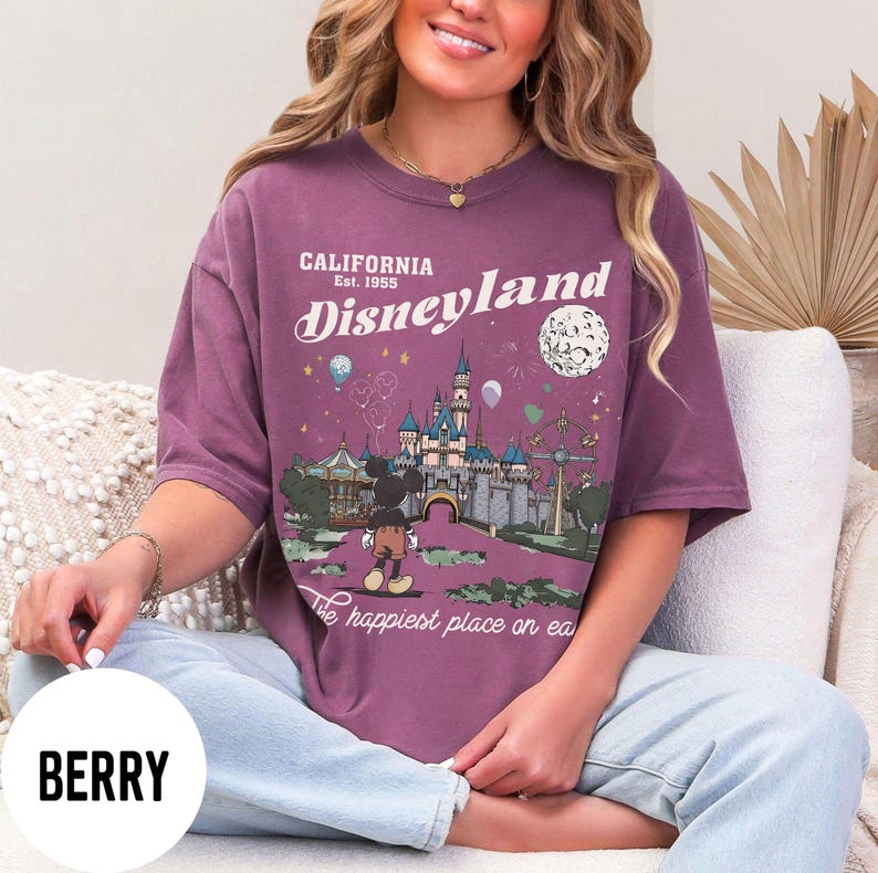 Camiseta retro de Disneyland con colores cómodos, camiseta de Disneyland California, camiseta de Space Space Mountain, camiseta de Mickey y sus amigos, vacaciones Disney 2026 imagen 3