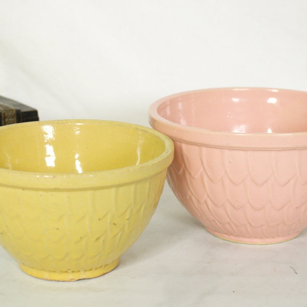McCoy Pottery Fish Scale Mixing Bowls- Set of 2- AS IS