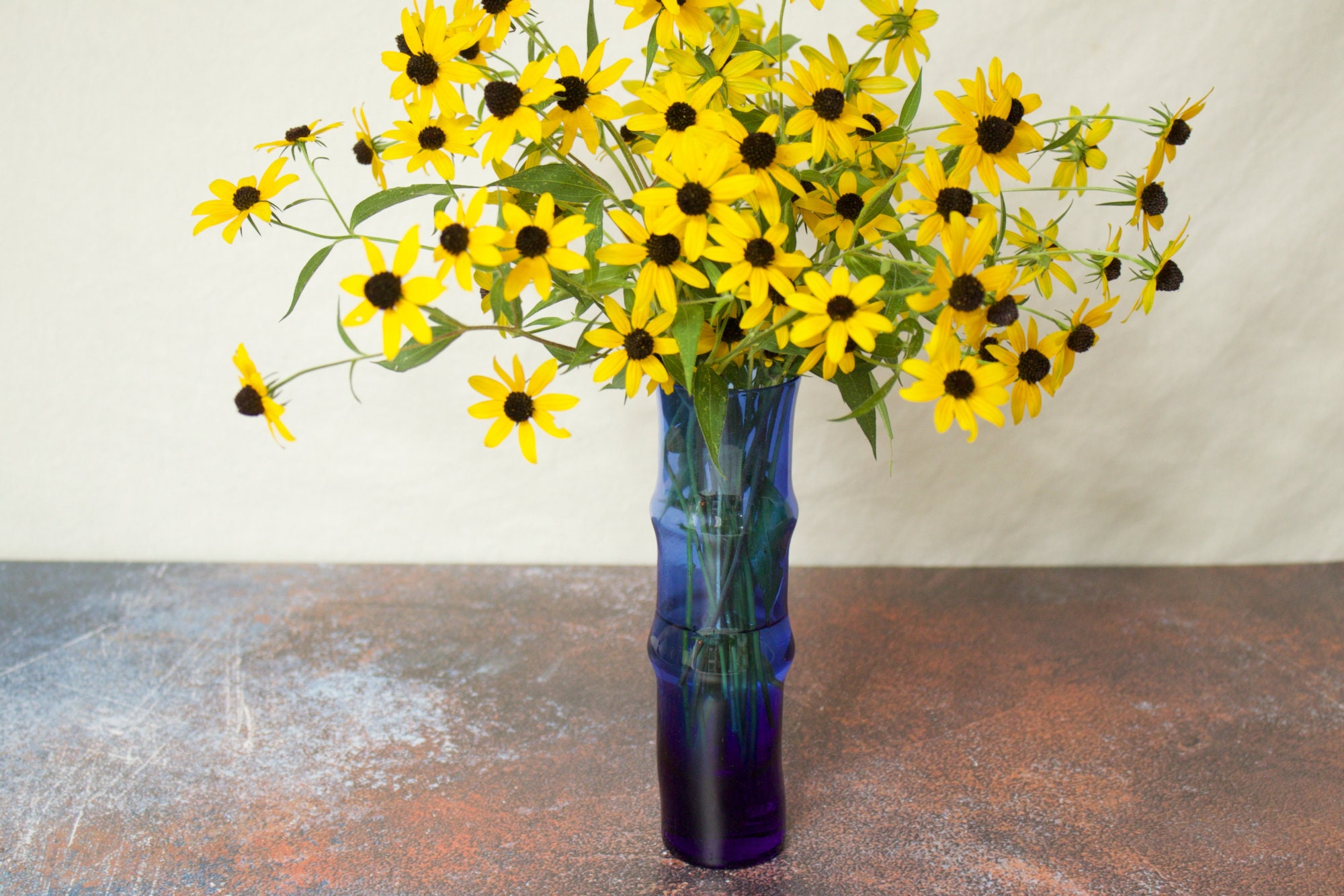 Scandinavian Style Dark Blue Glass Vase - Etsy