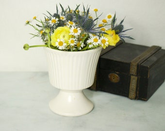 White Floraline Pedestal Planter