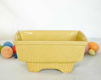 Brush Pottery Mustard Tone Wood Grain Planter- Brush Mccoy Pottery