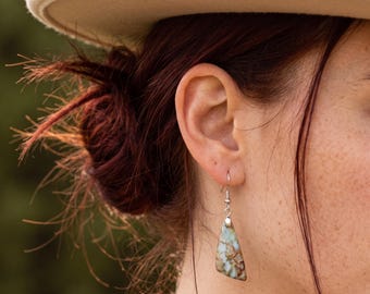 Pendientes colgantes geométricos de plata, pendientes de piedras multicolor, joyería moderna y llamativa, regalo perfecto para ella.