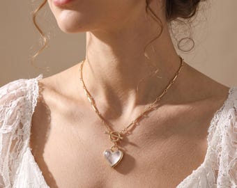 Collar con colgante de corazón blanco chapado en oro de 18 quilates, cadena con cierre de palanca, collar para uso diario, regalo para ella.