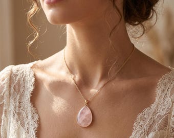Collar rosa con colgante en forma de lágrima, chapado en oro de 18 quilates, collar con colgante rosa pálido, collar delicado de oro, collar para uso diario, regalo para ella.