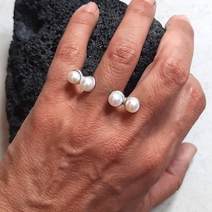Adjustable Silver Statement Ring with Four Pearls image 1