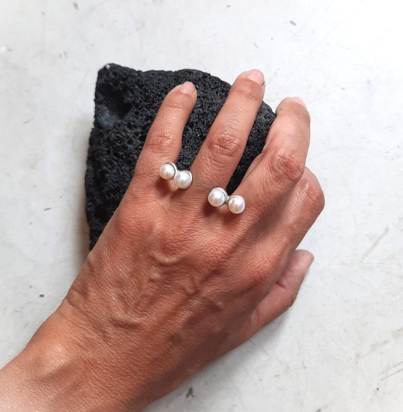 Adjustable Silver Statement Ring with Four Pearls image 1