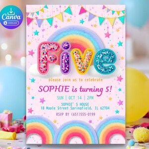 Invitación de quinto cumpleaños con parche de lentejuelas arcoíris, fiesta con purpurina pastel (descarga digital)