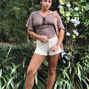Osaka-toppen i naturlig chokladjord | Boho Yoga-topp med ängelärm