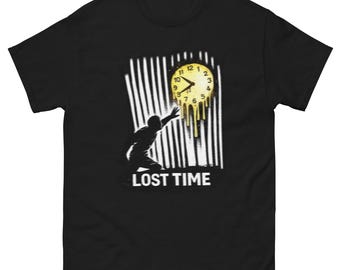 Camiseta de arte callejero "Tiempo perdido", silueta de reloj derretido, gráfico de plantilla urbana