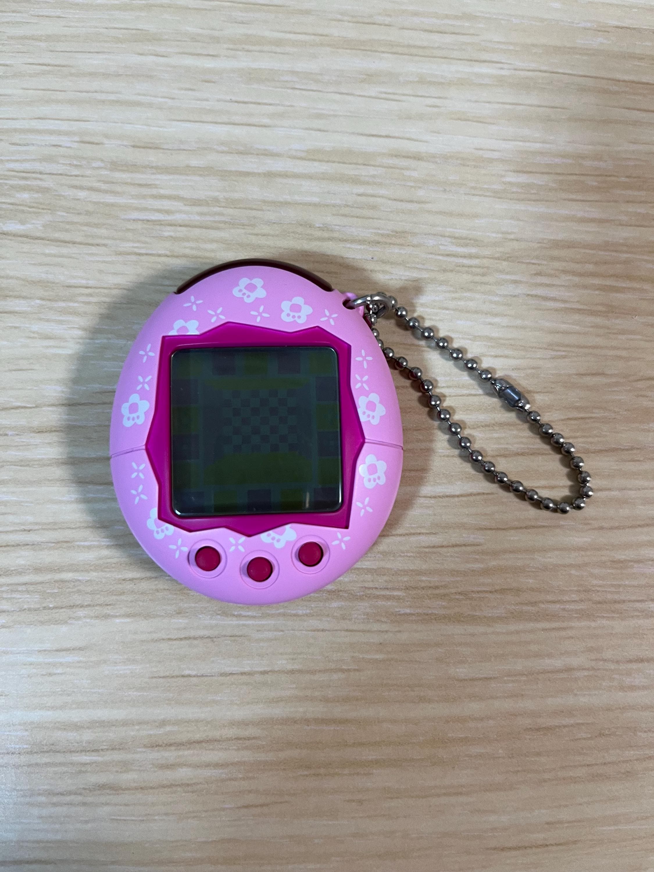 Vintage Japanese Tamagotchi 2004 Tested Working 