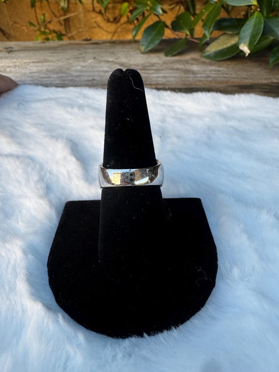 Vintage Leopard Head Cuff Bracelet | Gold Tone Pa… - image 3