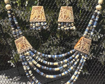 Ensemble de colliers à pendentif sculpté tribal vintage | Bijoux ethniques bohèmes perlés