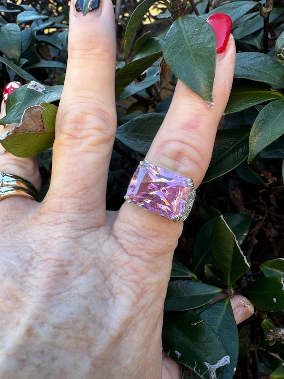 Vintage Leopard Head Cuff Bracelet | Gold Tone Pa… - image 6