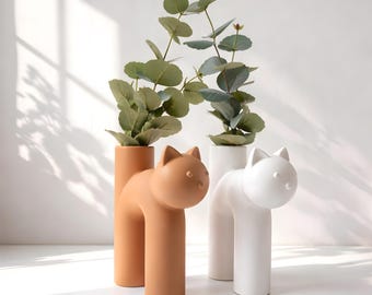 Cat-shaped vase | Gift for cat lovers | 3D printed in matte PLA | Birthday gift | Dining table decoration, living room vase