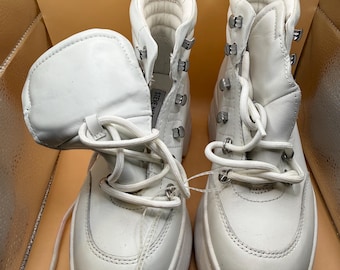 Steve Madden Husky White Leather Lace Up Hiker Wedge Platform Sneaker Ankle Boot