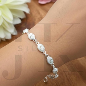 Pulsera de concha de ojo de Shiva en plata de ley 925: joyería bohemia ovalada hecha a mano para la playa.