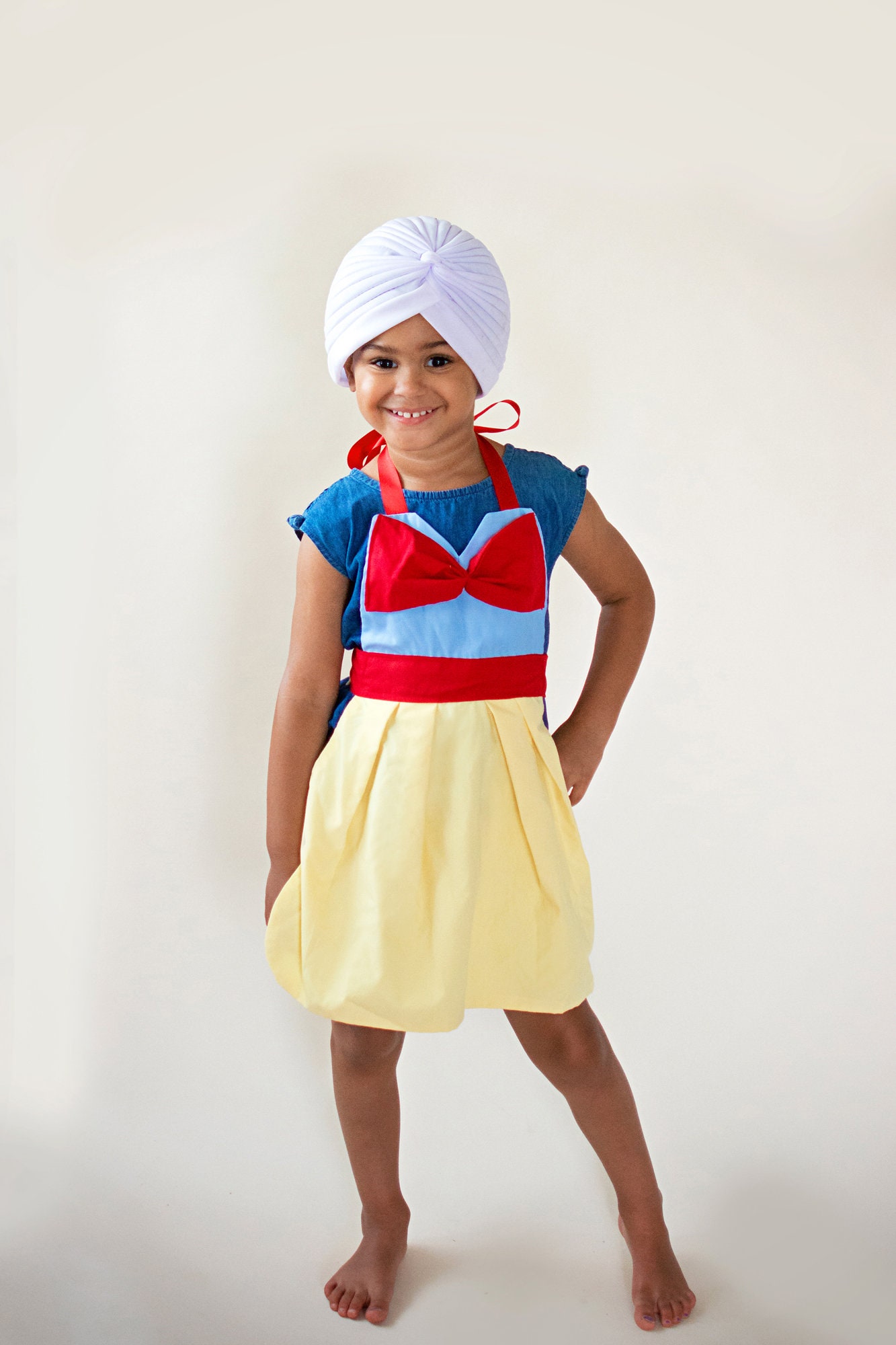 snow white apron