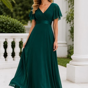 high neck halter bridesmaid dress Goldie Women's Size:Euro 41.5 = US 10 or evening occasions Xirena Cowl-Neck Long Prom Dress