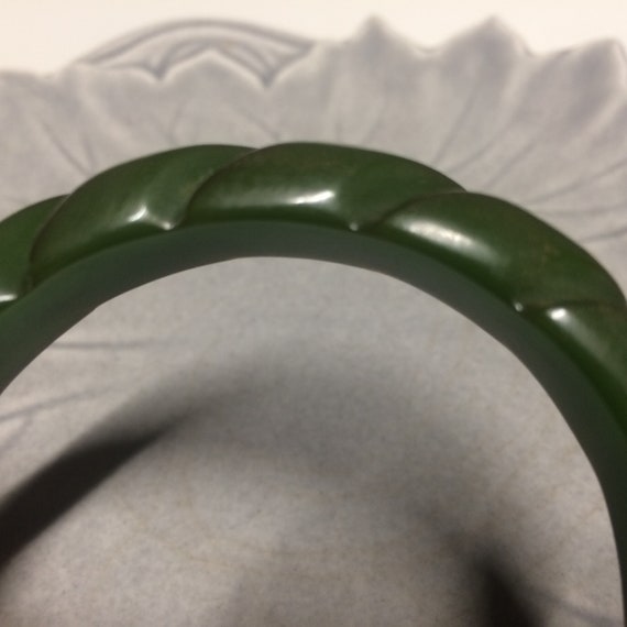 vintage Bakelite gorgeous translucent jade green … - image 3