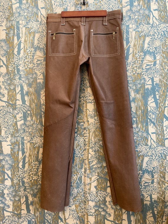 rare 1970s suede pantsuit by Lee Jeans fully reve… - image 7