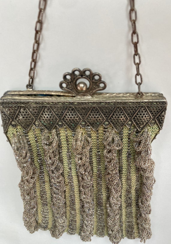1920s beaded frame handbag in green with silver g… - image 2