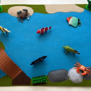 Alfombra de juego de fieltro hecha a mano "Criaturas marinas" – diseñada con mucho cariño y expandible. imagen 2