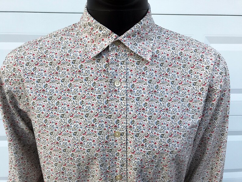Crew White Floral Paisley Print Button Front Shirt M Mod Goth Punk Psych J
