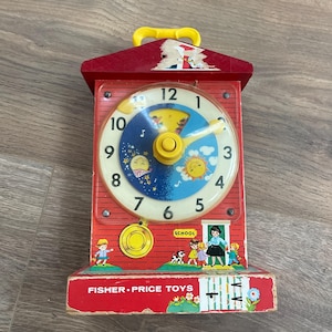 Vintage 1962-1968 Fisher Price Music Box Teaching Clock 998 Wind Up Working-broken hour hand