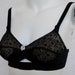 VENTE / / 1950 s Charmode Bullet Bra, Marvelift elliptique Sheer PinUp noir 32 B