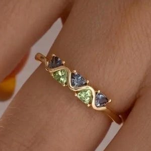 Trillion Cut Blue and Green Moissanite Wave Ring, 14K Yellow Gold Zig Zag Wedding Band, Unique Geometric Stacking Ring, Multi Stone