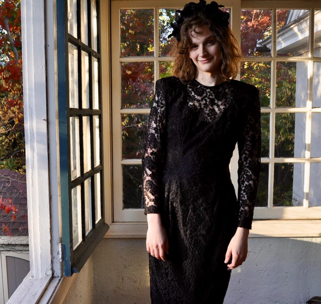 Black Gothic Embroidered Princess Seam Coat-S
