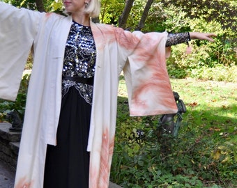 Feather Print Silk Kimono/Vintage c. 1970s/White With Burnt Orange Graphics