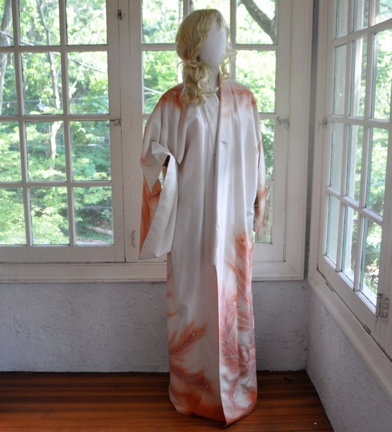 Feather Print Silk Kimono/Vintage c. 1970s/White … - image 4