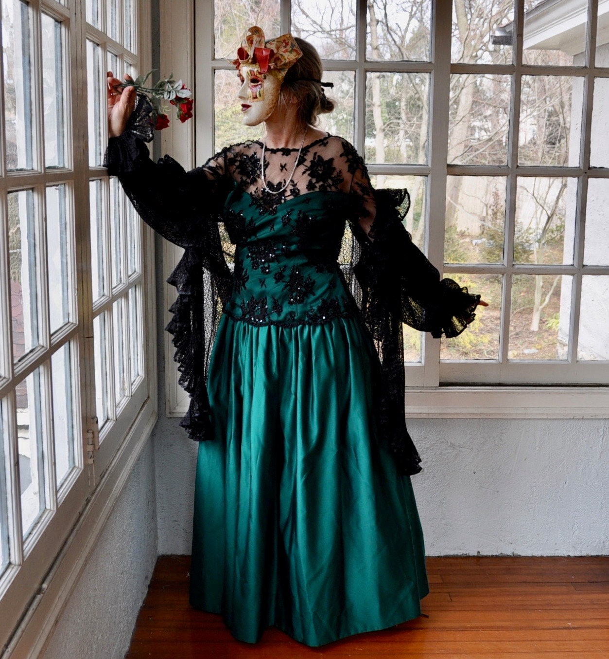 Esme＋Spectacular Historical Gown hqdefault.jpg