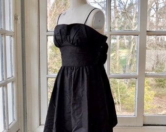 Vintage Eighties Black Gunne Sax Party Dress/Sweet Girlie Ruffle Top Big Bow/Full Skirt Tea Length Dress/Small