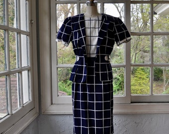 Navy Blue and White Windowpane Plaid 2 Piece Dress Suit/Vintage 1970s 80s/Belted Waist Short Sleeve Jacket/Kentucky Derby/M L