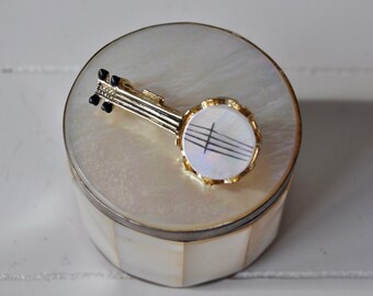 Vintage MOP Banjo Pin
