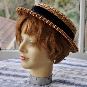 Vintage Straw Mini Fascinator Hat/Vintage 1930s 1940s/Narrow Brim Hat/Black Velvet Ribbon
