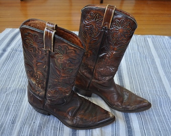 Vintage Brown Leather Rodeo Brand Boots/Men’s Women’s Country Western Boots/Cowboy Cowgirl Boots/Pointy Toe Stitched Flowers/Size 9 10 11