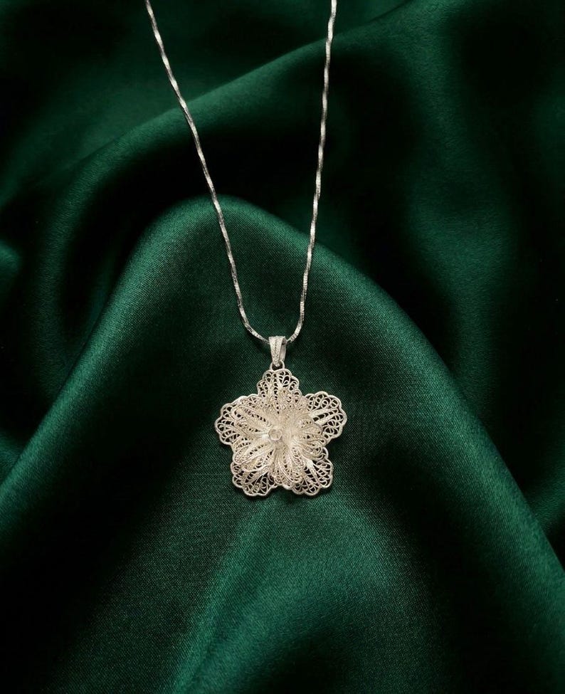 925 Sterling Silver Filigree Flower Pendant Necklace, Minimalist Floral ...