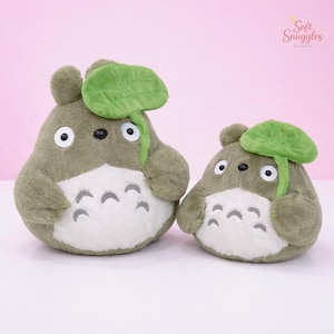 Peluche de Totoro con hoja Mi Vecino Totoro Peluche de Studio Ghibli Animal de peluche Lindo peluche de anime Regalo Kawaii Juguete suave
