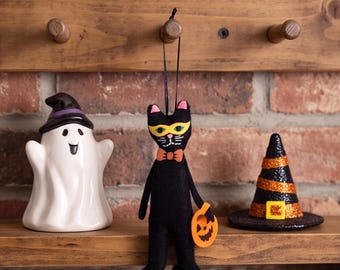 Halloween Hanging Ornament, Cute Ghost Pumpkin Cat Skeleton Decor, Spooky Season Home & Tree Decoration, Handmade Gift for Halloween Lovers