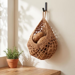 Cesta colgante de cuerda de algodón para frutas y verduras, bolsa de macramé marrón para almacenamiento en la cocina, organizador de despensa estilo boho. imagen 2