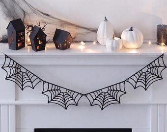 Spider Web Fabric Garland, Halloween Mantel Wall Decor, Gothic Cobweb Party Banner, Spooky Haunted House Backdrop Decoration