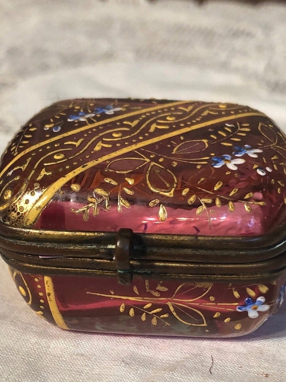 Antique Victorian Pill Trinket Square DRESSER BOX 